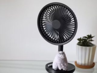The Rise of MiniFan: 2025's Functional Fashion Trend