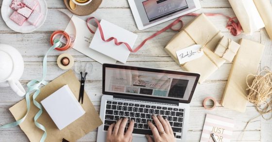 Why a Screenless Laptop Is 2025’s Top Tech Trend