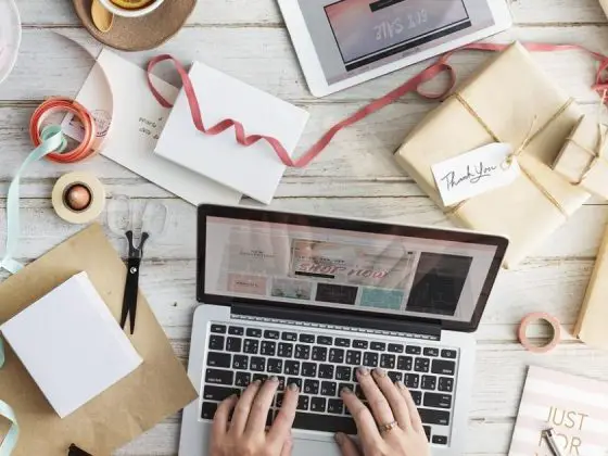 Why a Screenless Laptop Is 2025’s Top Tech Trend