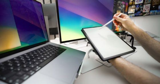 Top Portable Triple-Screen Laptop Extensions 2025