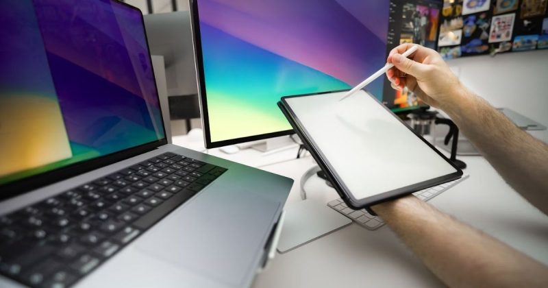 Top Portable Triple-Screen Laptop Extensions 2025