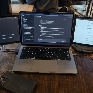 Portable Triple-Screen Laptop Extensions: What Works and What Breaks on This Set up