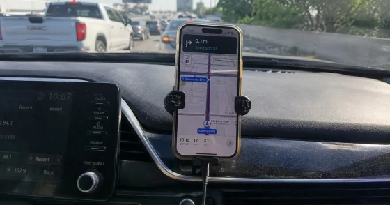 Wireless Car Chargers in Real Use: What Actually Works and What Doesn’t